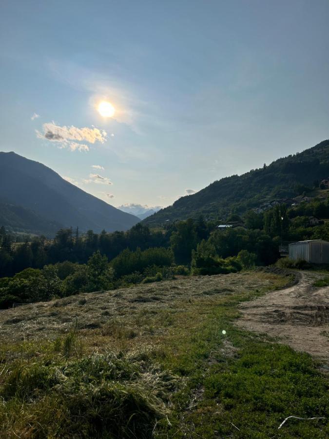 Mountain Cave Hotel Aosta Exterior photo